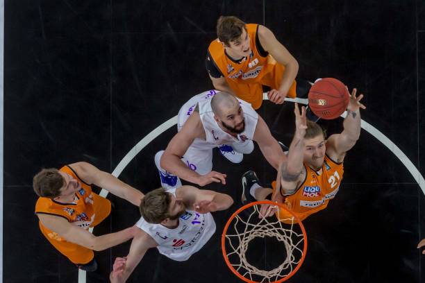 赛季的专注 赛季的专注